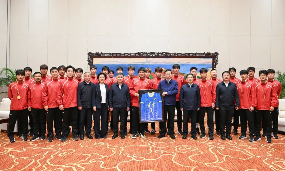 天天配资 许昆林提出“举办东北地区城市足球联赛”